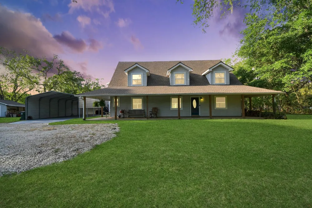 20202 Deer Run Road Damon, TX 77430