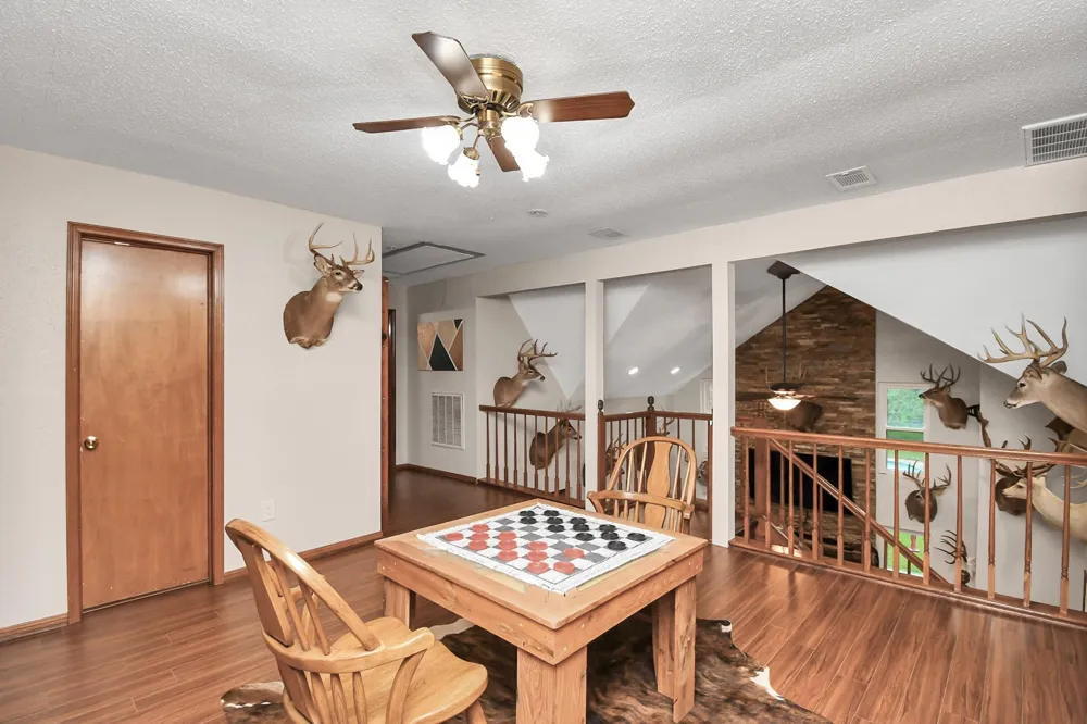 20202 Deer Run Road Damon, TX 77430