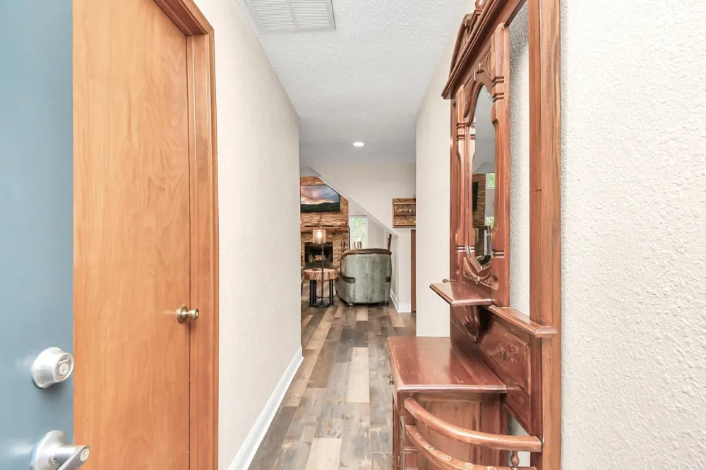 20202 Deer Run Road Damon, TX 77430