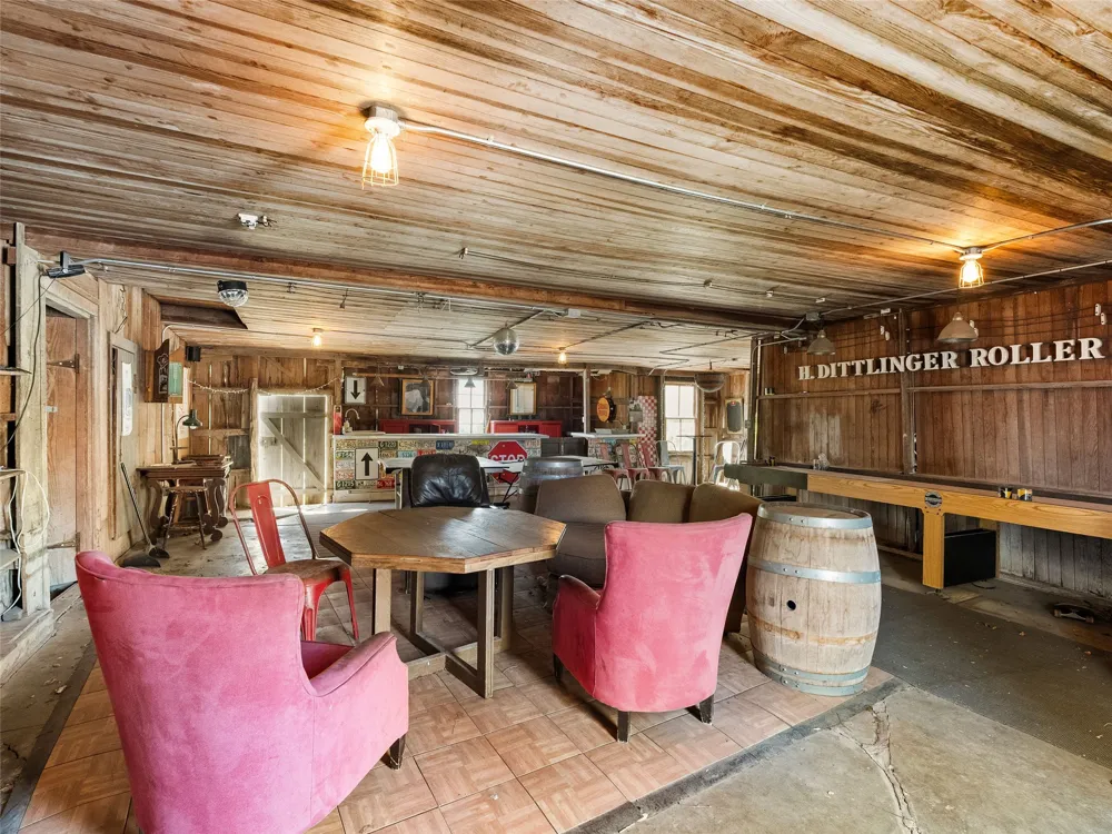 372 Magazine Avenue New Braunfels, TX 78130
