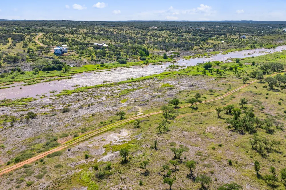 620 Rio Vista Road Johnson City, TX 78636
