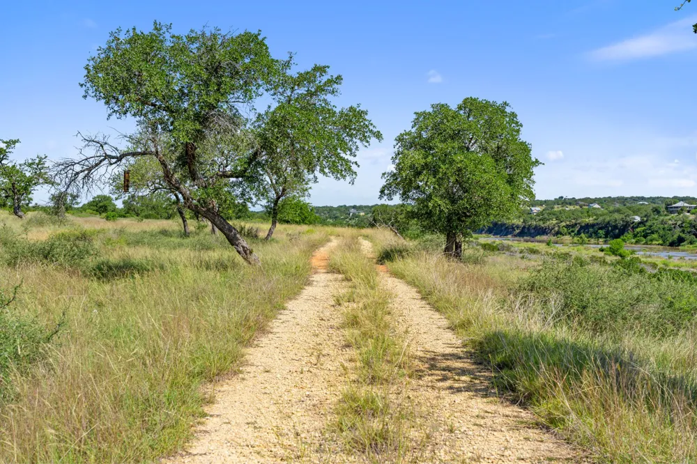 620 Rio Vista Road Johnson City, TX 78636