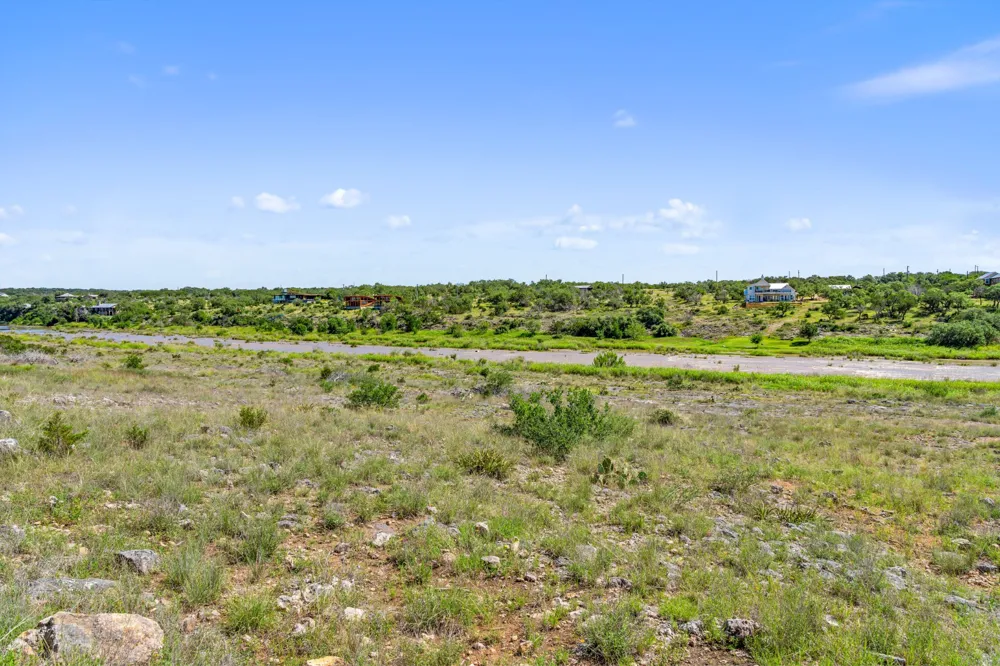 620 Rio Vista Road Johnson City, TX 78636