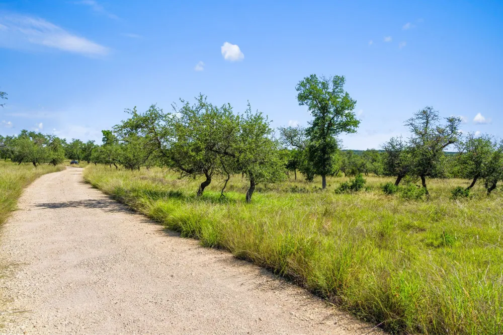 620 Rio Vista Road Johnson City, TX 78636