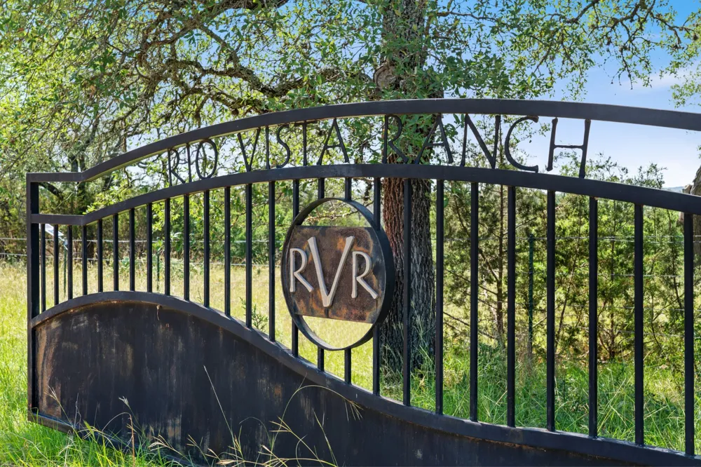 620 Rio Vista Road Johnson City, TX 78636