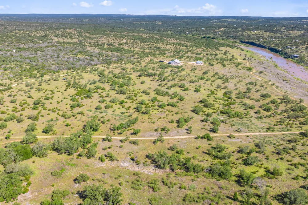 620 Rio Vista Road Johnson City, TX 78636