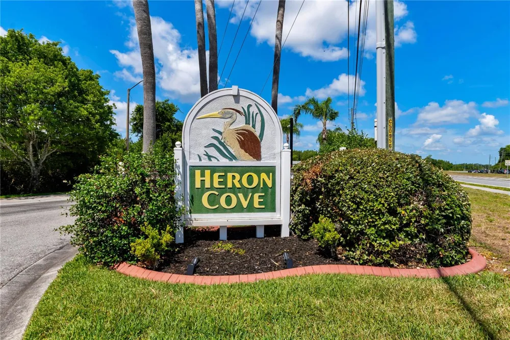 1715 HAMMOCKS AVENUE #1715 Lutz, FL 33549