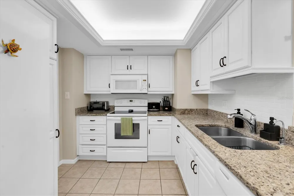 285 107TH AVENUE #701 Treasure Island, FL 33706