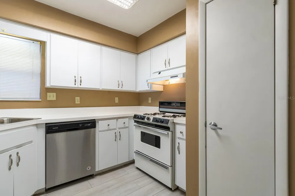 4224 NW 87TH LANE Gainesville, FL 32653