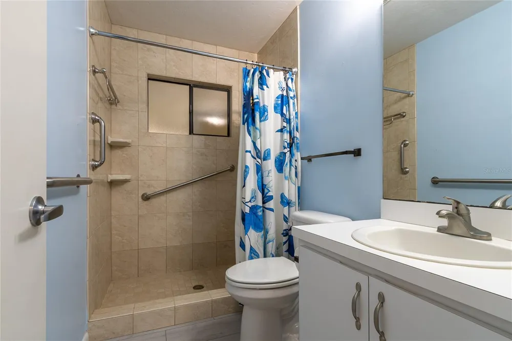 4224 NW 87TH LANE Gainesville, FL 32653