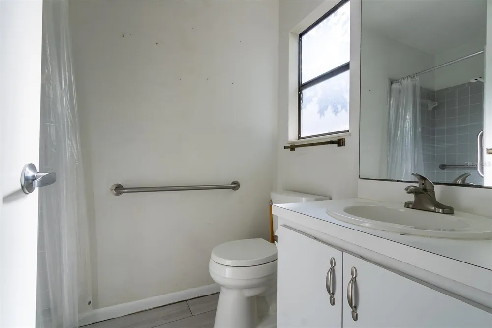 4224 NW 87TH LANE Gainesville, FL 32653