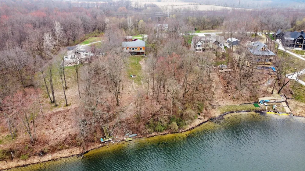 23536 Forest Shores Drive Cassopolis, MI 49031