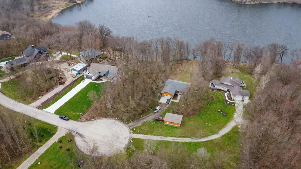 23536 Forest Shores Drive Cassopolis, MI 49031