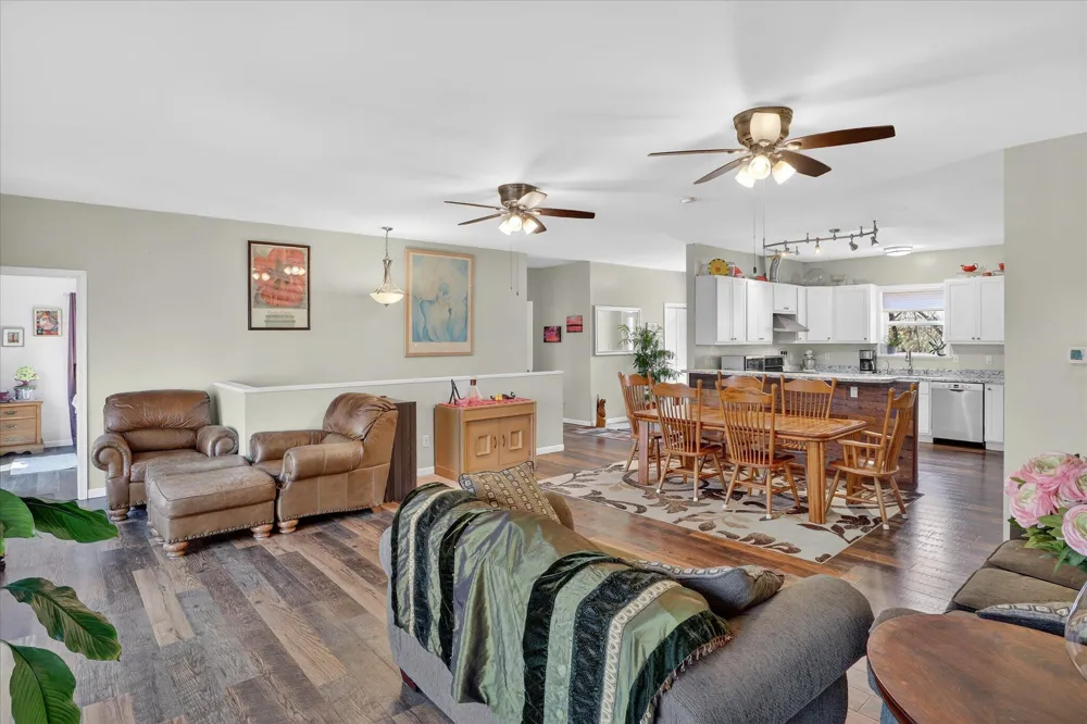 23536 Forest Shores Drive Cassopolis, MI 49031