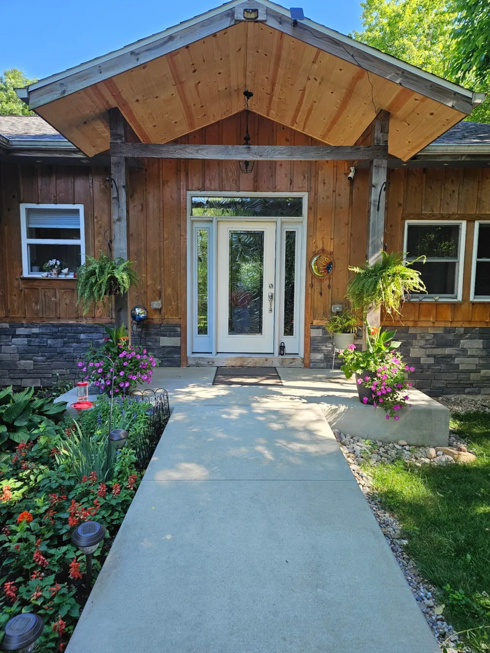 23536 Forest Shores Drive Cassopolis, MI 49031