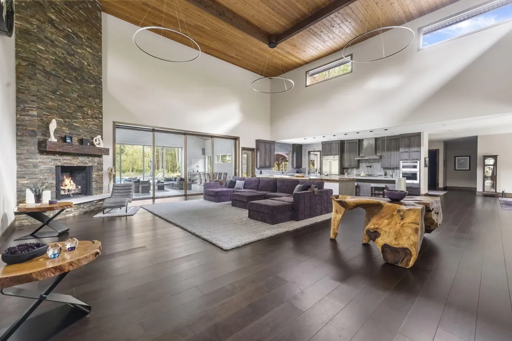 6941 Youngren Road Harbert, MI 49115
