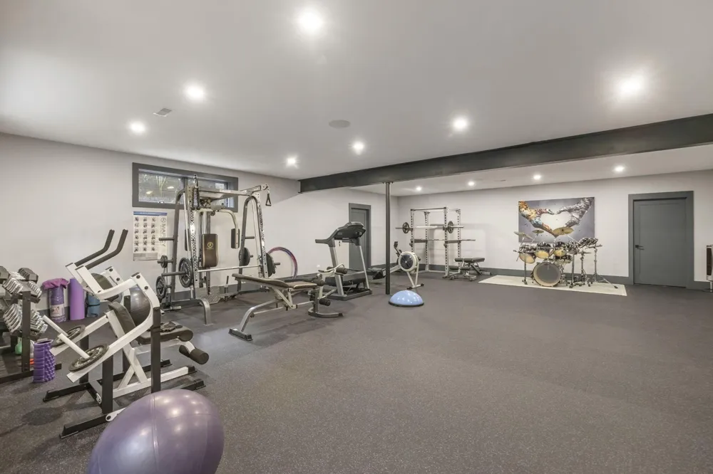 6941 Youngren Road Harbert, MI 49115