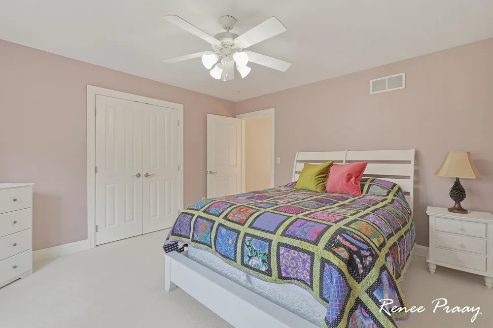 5439 Shawnee Road Pentwater Township, MI 49449