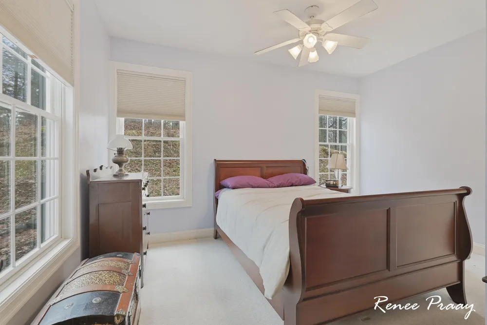 5439 Shawnee Road Pentwater Township, MI 49449