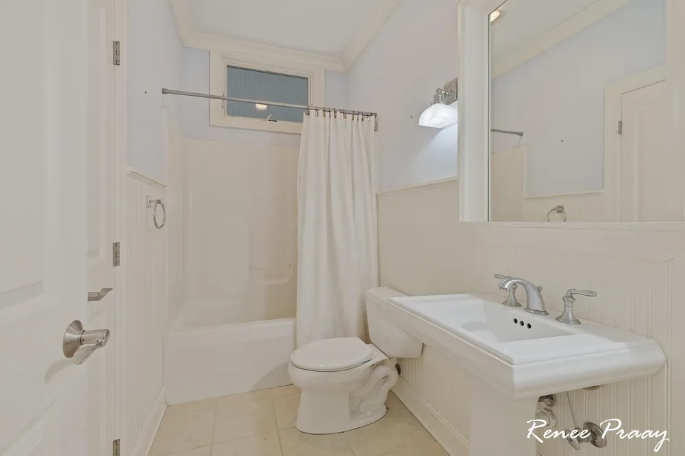 5439 Shawnee Road Pentwater Township, MI 49449