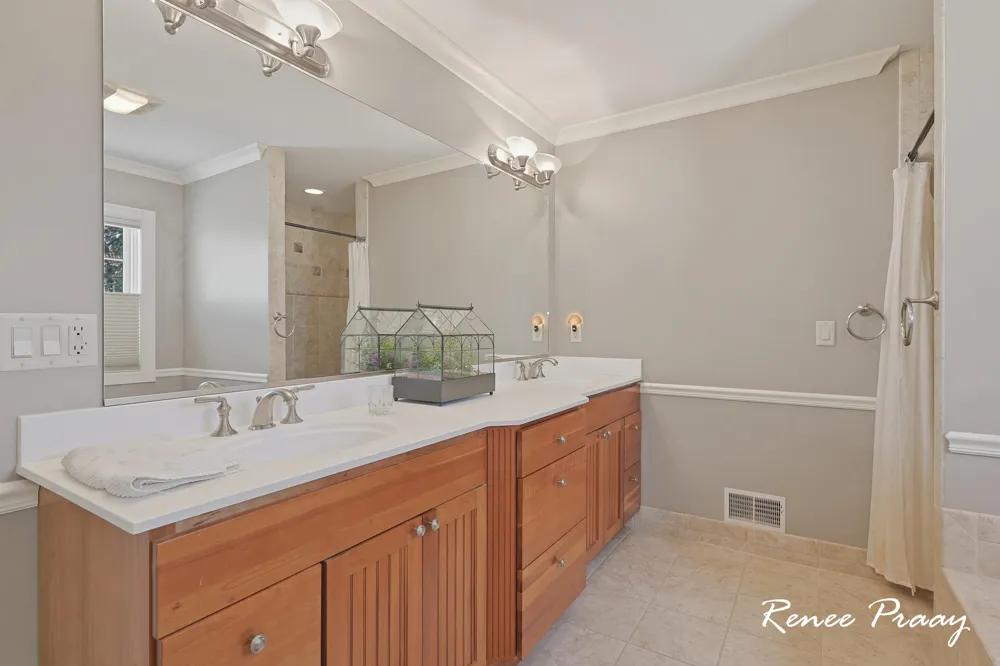 5439 Shawnee Road Pentwater Township, MI 49449