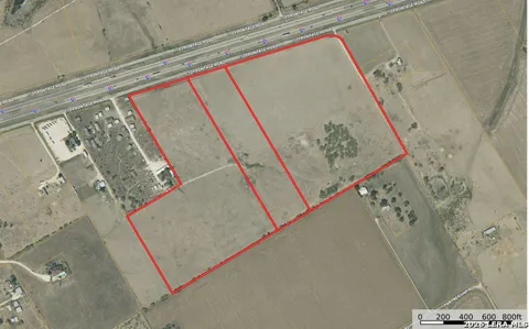 70 +/- ACRES IH 10