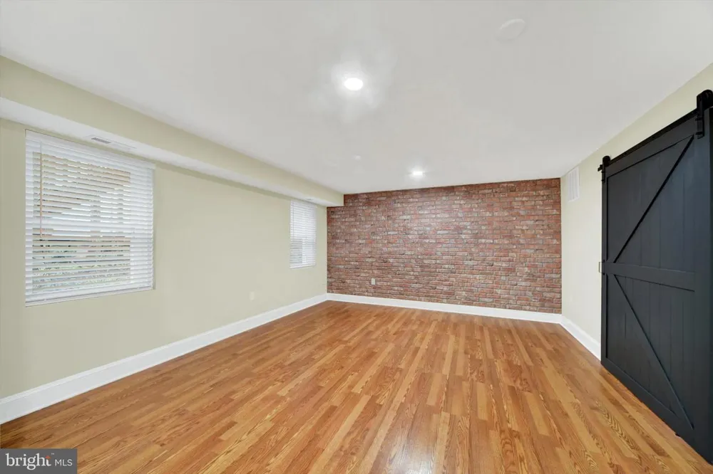15 BRANCH LANE #22 Baltimore, MD 21201