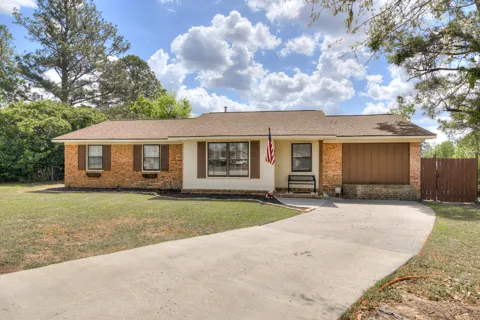275 Hinman Court