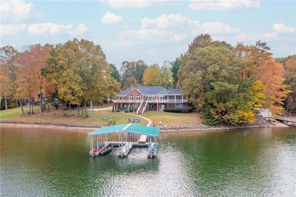 185 Willow Point Road Troutman, NC 28166