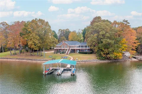 185 Willow Point Road