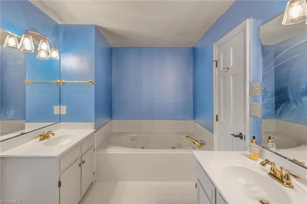 185 Willow Point Road Troutman, NC 28166