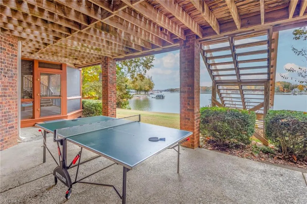 185 Willow Point Road Troutman, NC 28166