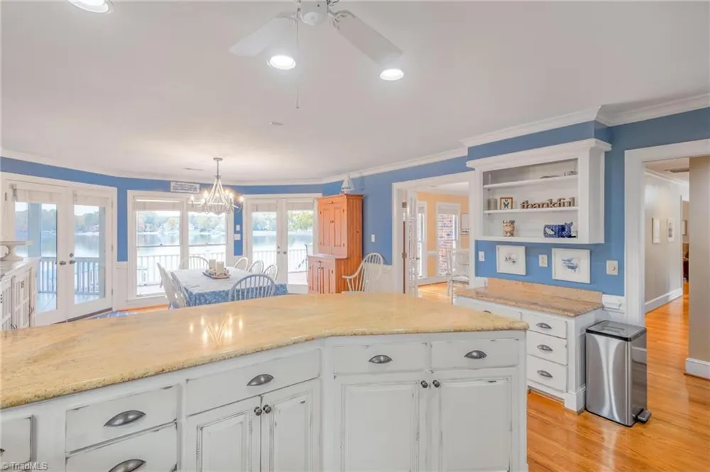 185 Willow Point Road Troutman, NC 28166