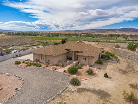 1525 Wapiti Way