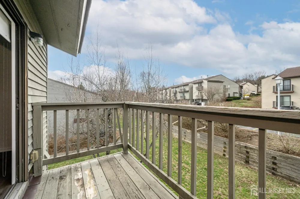 1002 Spruce Hills Drive Glen Gardner, NJ 08826