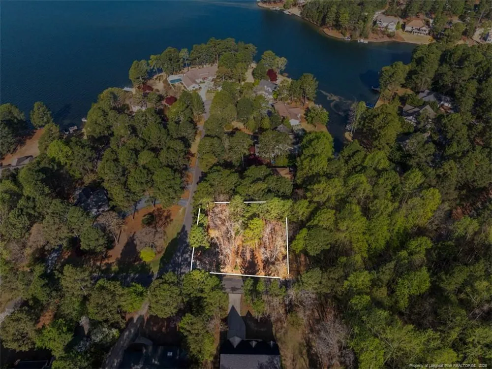 118 Otter Drive West End, NC 27326