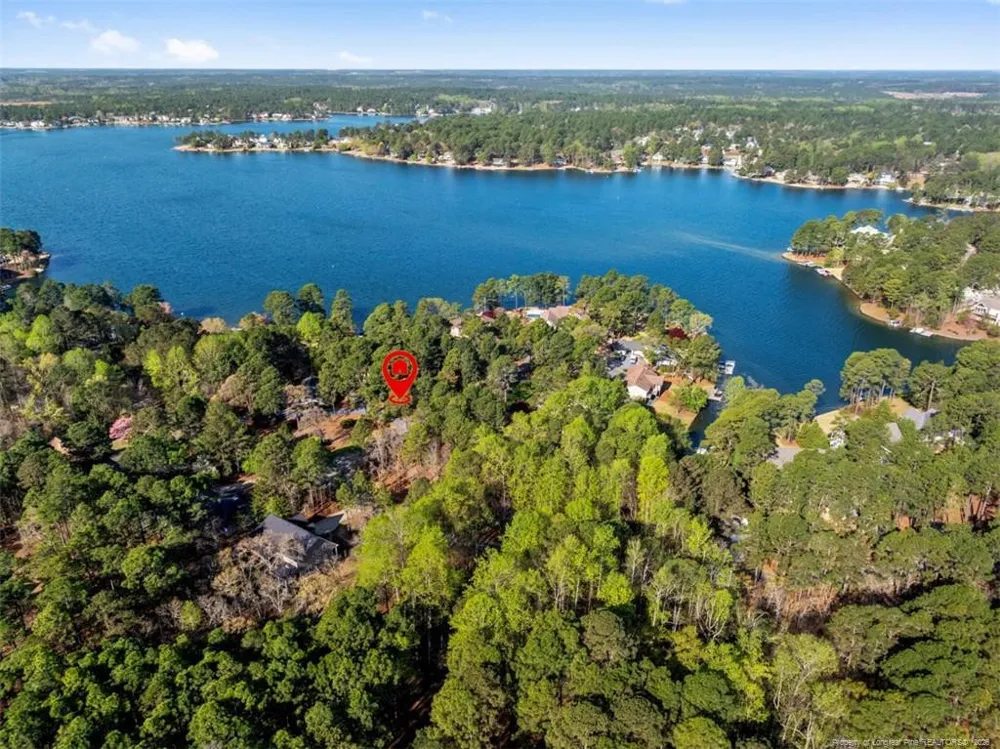118 Otter Drive West End, NC 27326