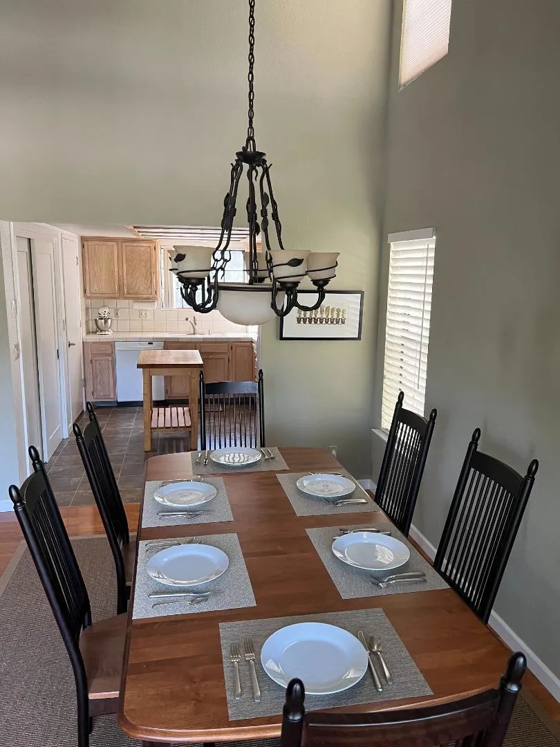 40586 Saddleback Road Bass Lake, CA 93604