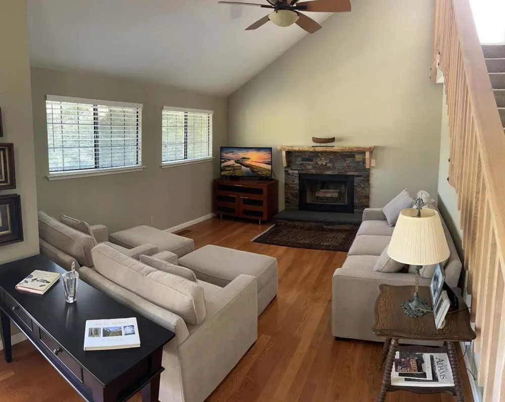 40586 Saddleback Road Bass Lake, CA 93604