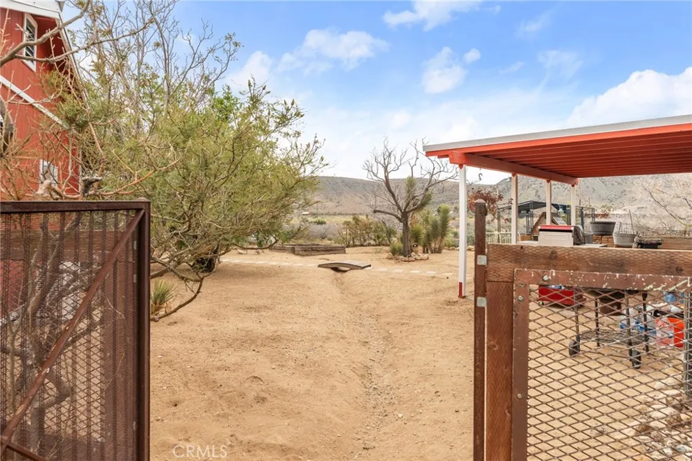 52975 Cielito Pioneertown, CA 92268