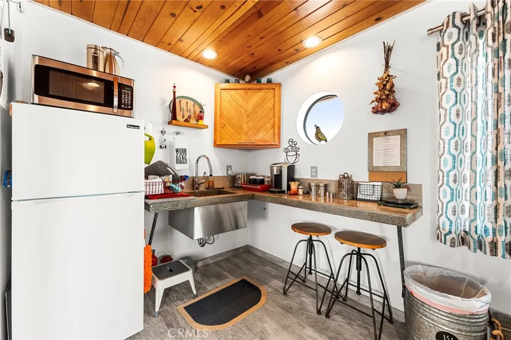 52975 Cielito Pioneertown, CA 92268