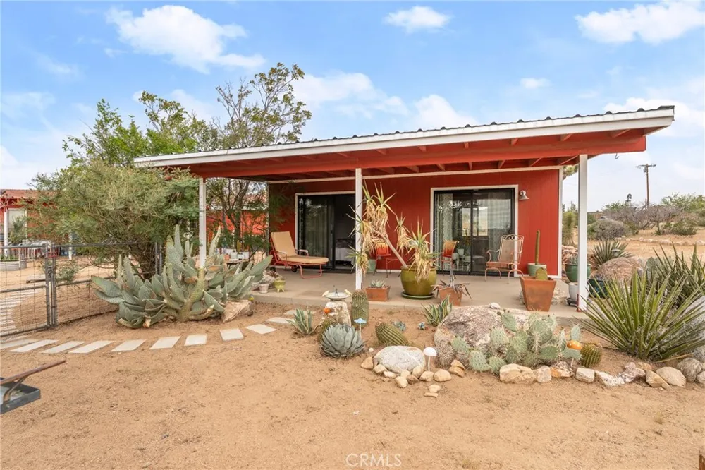 52975 Cielito Pioneertown, CA 92268