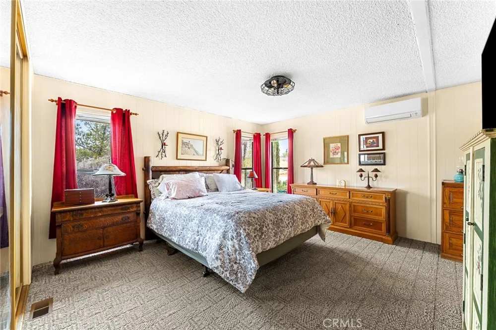 52975 Cielito Pioneertown, CA 92268
