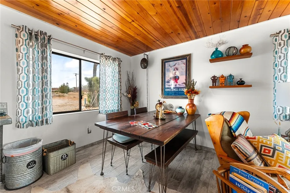 52975 Cielito Pioneertown, CA 92268