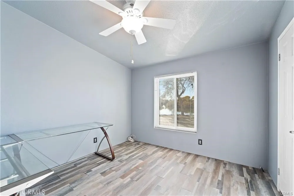 34232 Maui Street Newberry Springs, CA 92365