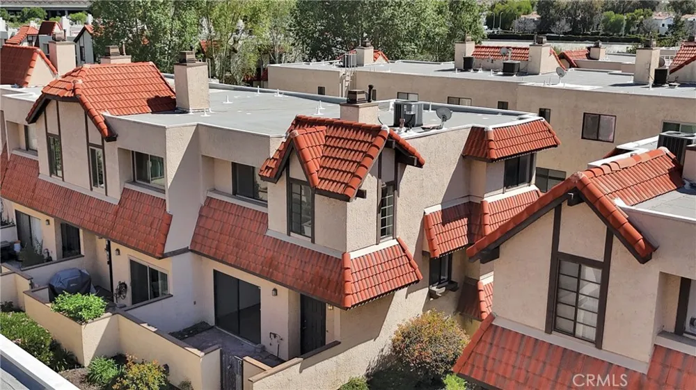 27623 Nugget Dr #4 Drive #4 Canyon Country, CA 91387