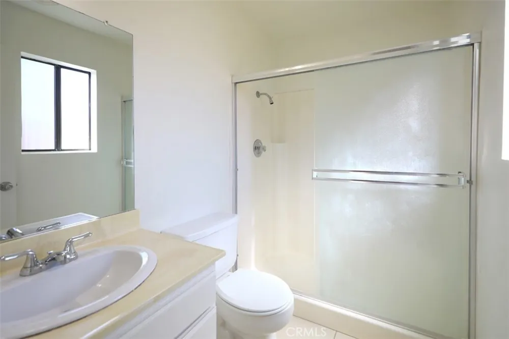 27623 Nugget Dr #4 Drive #4 Canyon Country, CA 91387