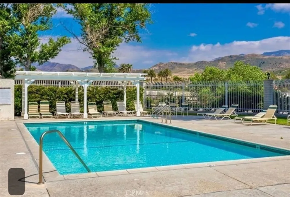 27623 Nugget Dr #4 Drive #4 Canyon Country, CA 91387
