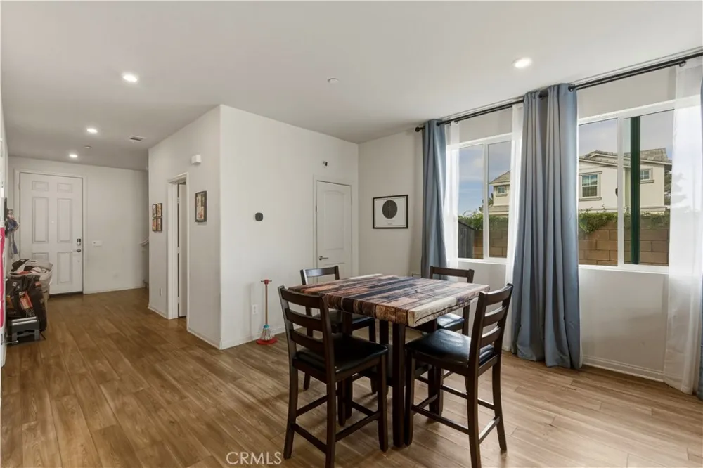 1726 Plume San Jacinto, CA 92583