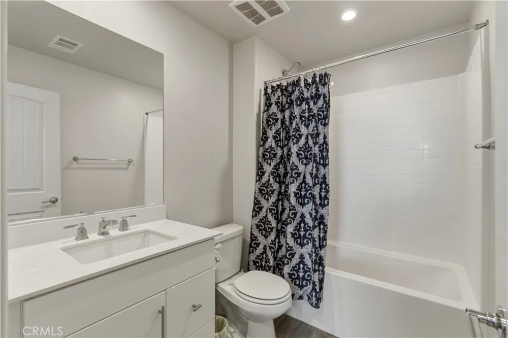 1726 Plume San Jacinto, CA 92583